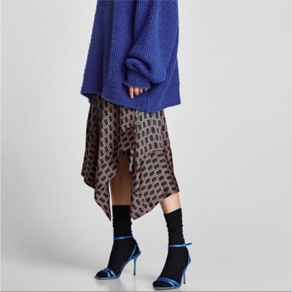 Zara Black and Tan Asymmetrical Wrap Skirt - Picture 4 of 16